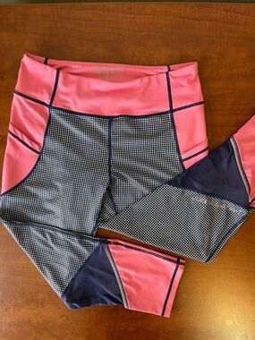Cropped Pink Navy Performance Colorblock Leggings Pockets Jadelynn Brooke